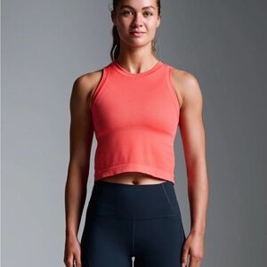 LNDR power crop top in coral